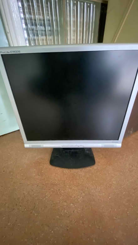 Photo of free Iiyama Monitor (Round Hill BN2) #1