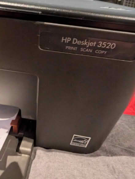 Photo of free Hp Deskjet printer (N11 3qa nr new Southgate stn) #2