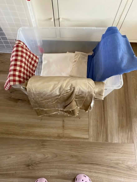 Photo of free Fabric/ curtain (BH24) #1