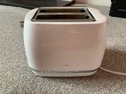 Photo of free Toaster (EH3) #1
