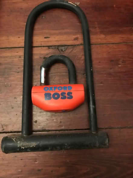 Photo of free 2 bike locks no keys unfortunately (Reading West RG1) #1