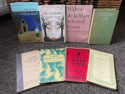 Photo of free Various poetry books (Newbold S41) #1