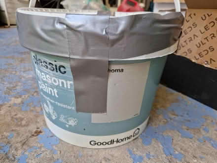 Photo of free 5l tub outdoor masonry paint (Broxbourne EN10) #1