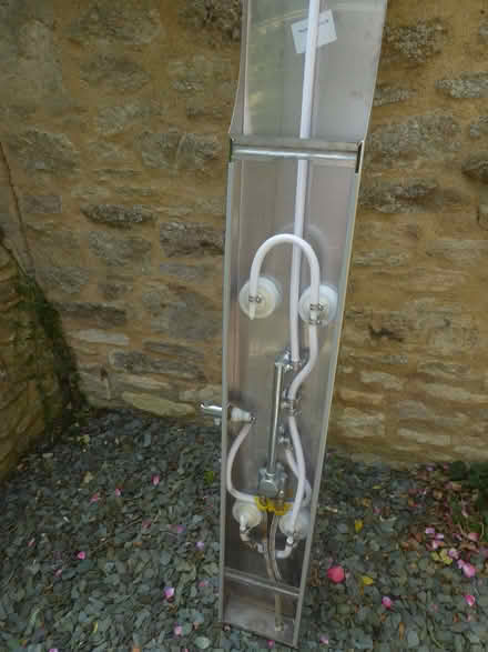 Photo of free Wall-mounted Shower Tower w/ fixed overhead shower body jets (Bladon OX20) #4