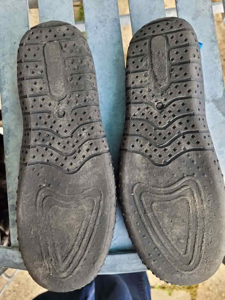 Photo of free Aqua shoes, blue, size 40 (Shippon OX13) #2