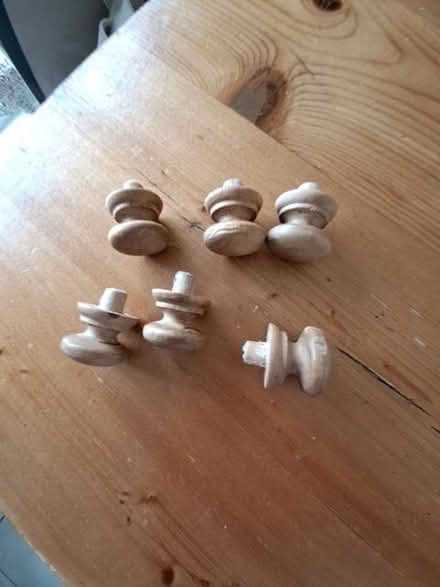 Photo of free 6 x wooden drawer knobs (Bransgore BH23) #2