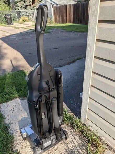 Photo of free Hoover Wind Tunnel Vacuum Cleaner (Inglewood area, Edmonton) #2