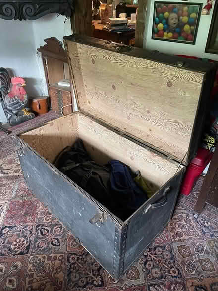 Photo of free Large trunk (Summercourt) #1