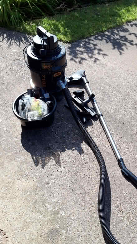 Photo of free Vacuum Cleaner (Stonydelph B77) #1