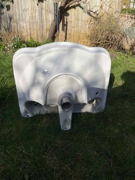 Photo of free Bathroom sink & Pedestal (Walton Manor OX2) #2