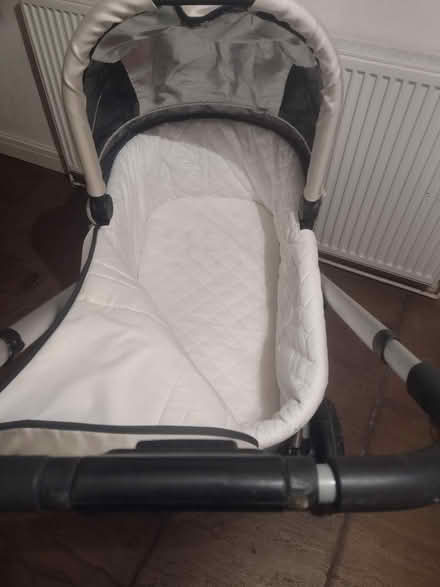 Photo of free baby's pram (Adderley) #2