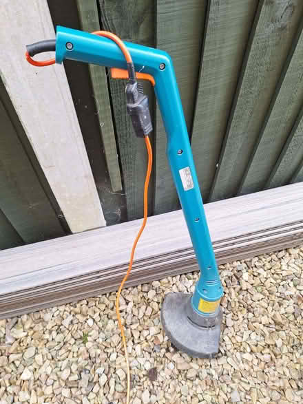 Photo of free Garden implements (Laindon SS15) #1