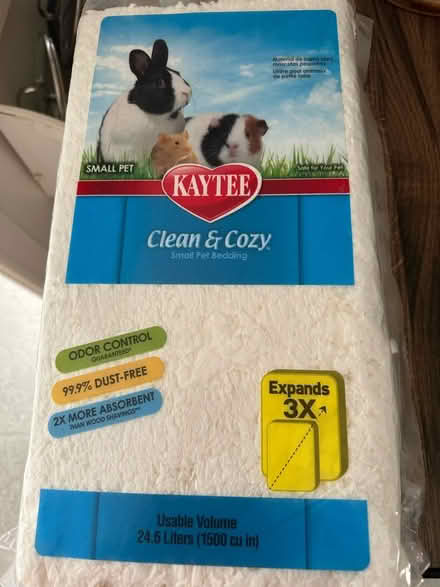 Photo of free Hamster/ Guinea pig bedding (ME15) #1