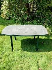 Photo of free Garden table and 6 chairs (East Finchley N2) #1