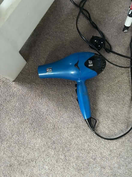 Photo of free Hairdryer (PE4) #1