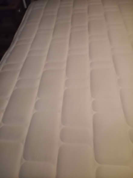 Photo of free King-size mattress (Herdings S14) #1