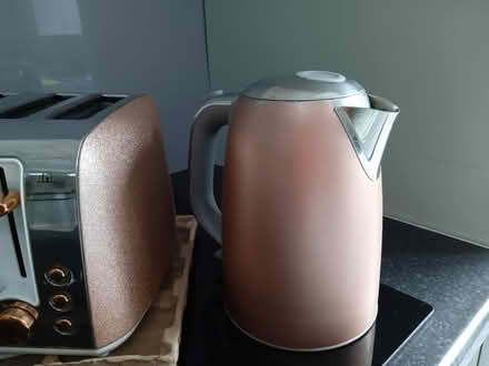 Photo of free Kettle and Toaster set (GU12) #2