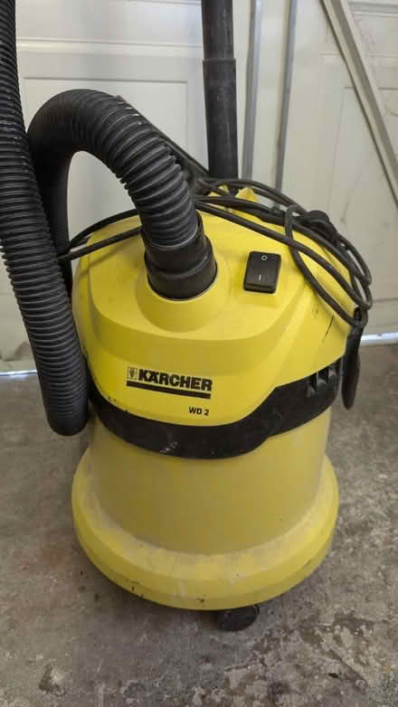 Photo of free Karcher vacuum cleaner (Stalybridge, SK15) #1