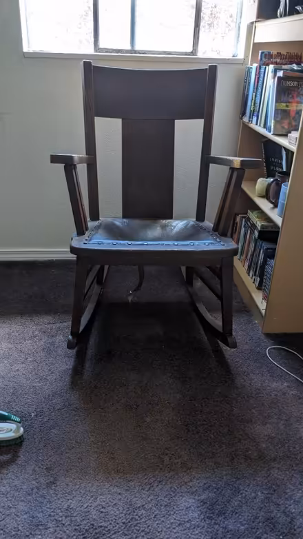 Photo of free Rocking chair (Vancouver/Portland metro area) #1