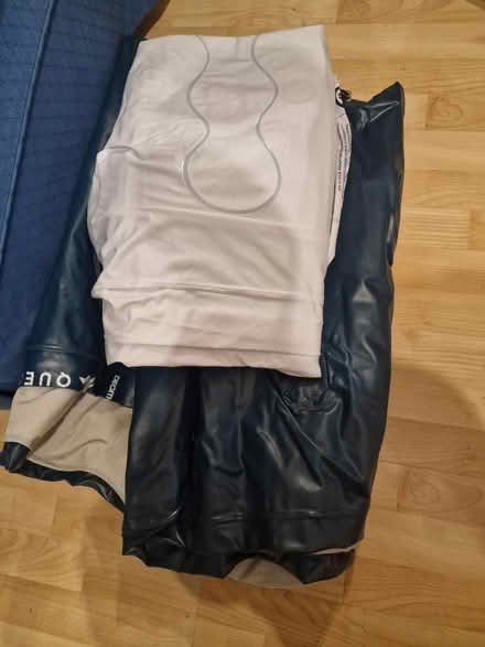Photo of free 2 double air mattresses (Putney SW15) #1