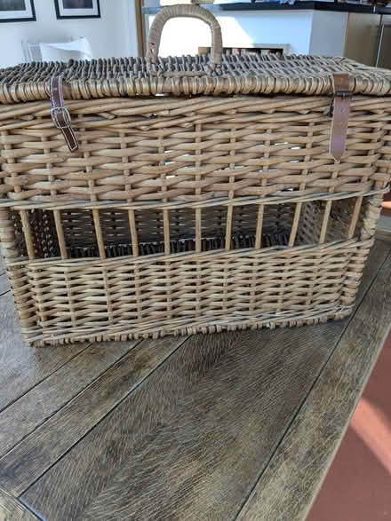 Photo of free Cat carrying basket (Edinburgh EH7) #1
