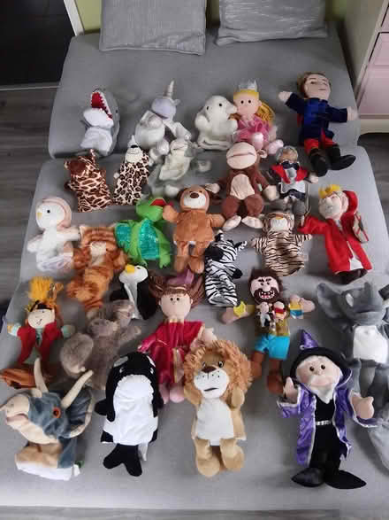 Photo of free Puppet theatre and puppets (St Mary Cray, BR5) #4