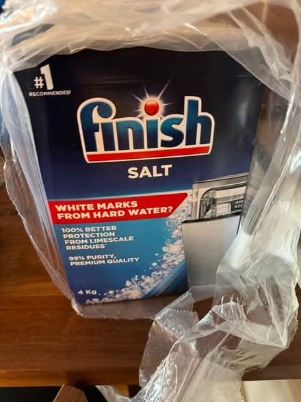 Photo of free Dishwasher salt 2x4kg (E1W Limehouse/Shadwell) #1