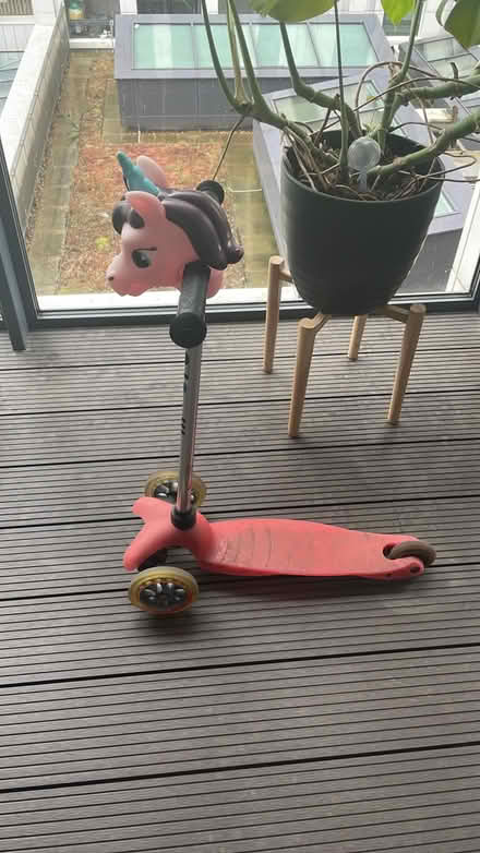 Photo of free Micro scooter (SW8 Battersea) #1