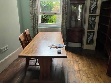 Photo of free Dining/kitchen table (SW15) #1