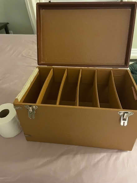 Photo of free Box once used for trays of ‘slides’ (Meadowvale, Mississauga) #2