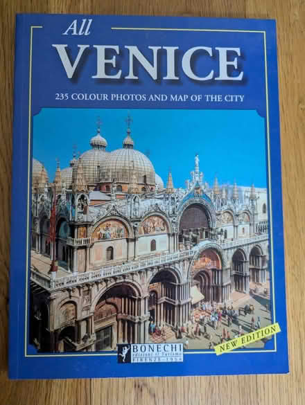 Photo of free Travel guide Venice (Bedford) #1