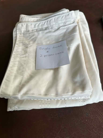 Photo of free Neutral single duvet cover set (Wells. BA5) #1