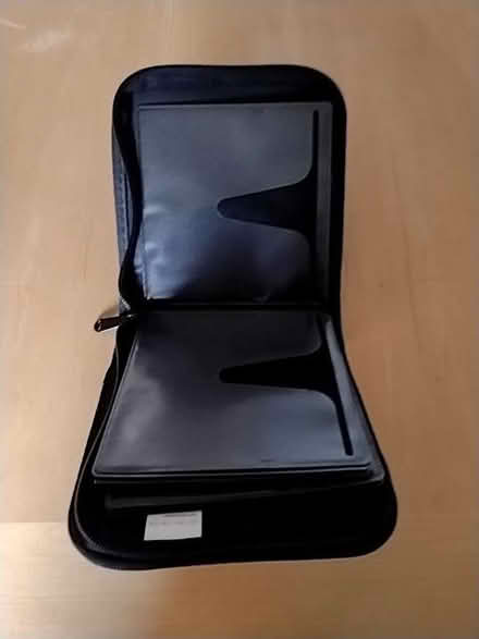 Photo of free CD Wallet (Hotley Bottom HP16) #1