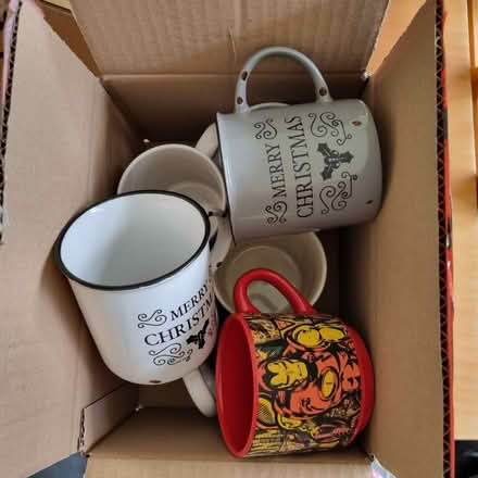 Photo of free Mugs x 7 (GU1) #1