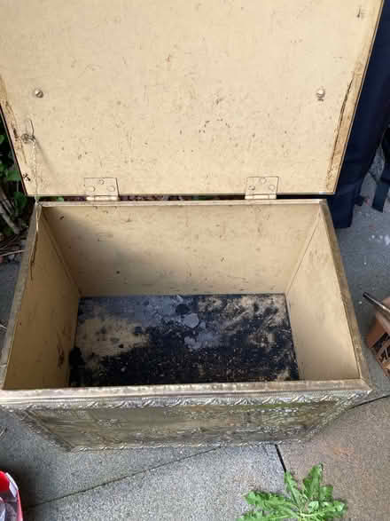 Photo of free Coal box (Trinity, North Edinburgh EH5) #2