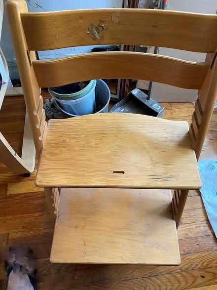 Photo of free Stokke-like chair (Inwood, Manhattan)