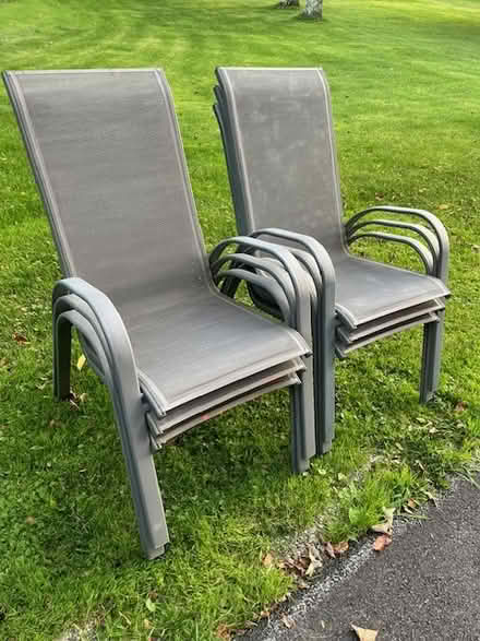 Photo of free Patio Chairs (6) (Near Richmond.) #1