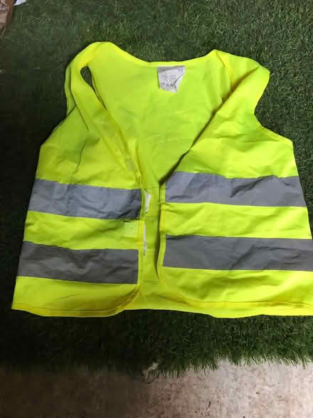 Photo of free Child’s hi-vis jacket (Bramber BN44) #1