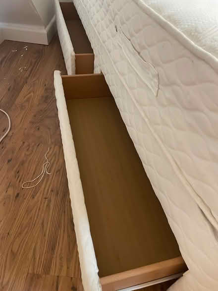 Photo of free Single bed with drawers (TA8 burnham on sea) #4