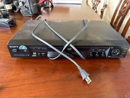 Photo of free DVD Player (Maple Lawn) #1