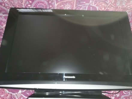 Photo of free 32" Tv (South End MK42) #1