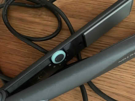 Photo of free Remington Hair Straighteners (Glympton OX20) #1