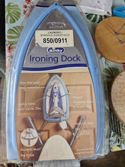 Photo of free Minky iron dock (SK14) #1