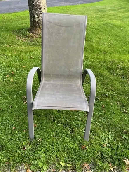 Photo of free Patio Chairs (6) (Near Richmond.) #2