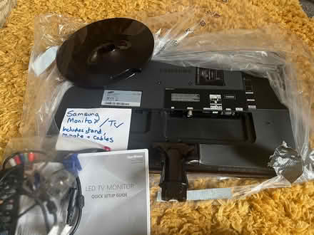 Photo of free Samsung monitor/tv 24” screen (Tilekiln TN38) #2