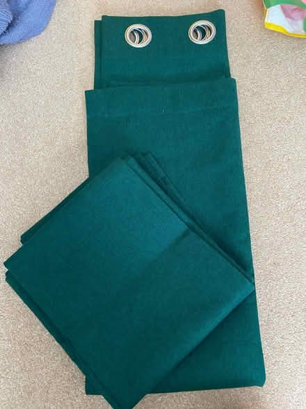 Photo of free Green curtains (Totton SO40) #1