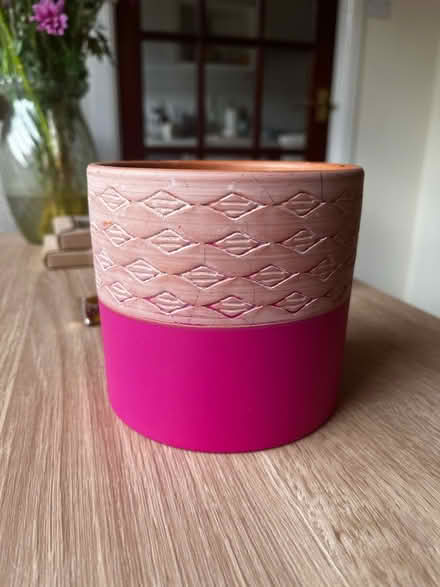 Photo of free Flowerpot (Balerno EH14) #2