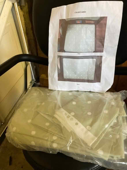 Photo of free Chair upholstery kit with foam (Purley CR8) #1