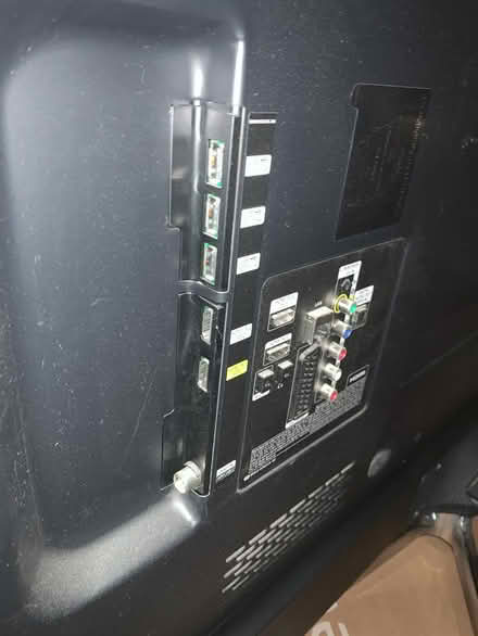 Photo of free Samsung 55" LED TV - Series 6 (Worcester Park KT4) #3