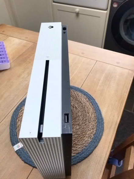 Photo of free Xbox oneS - no power cable (Abraham Heights LA1) #1